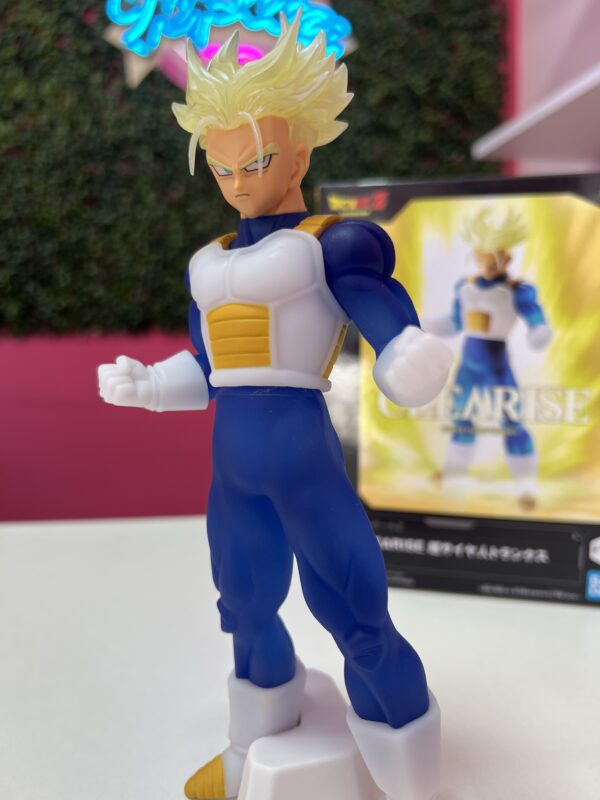 BanPresto Dragon  Ball Z Super Saiyan Trunks CLEARISE - Imagen 3