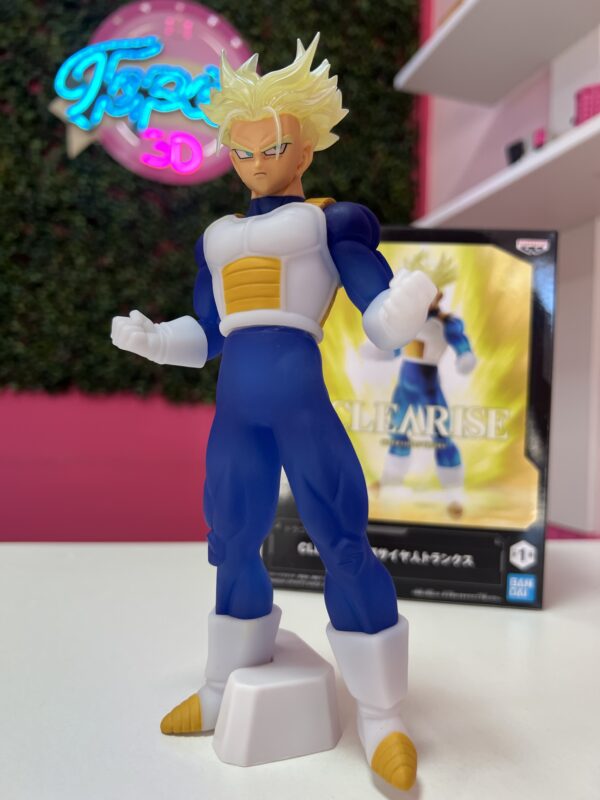 BanPresto Dragon  Ball Z Super Saiyan Trunks CLEARISE